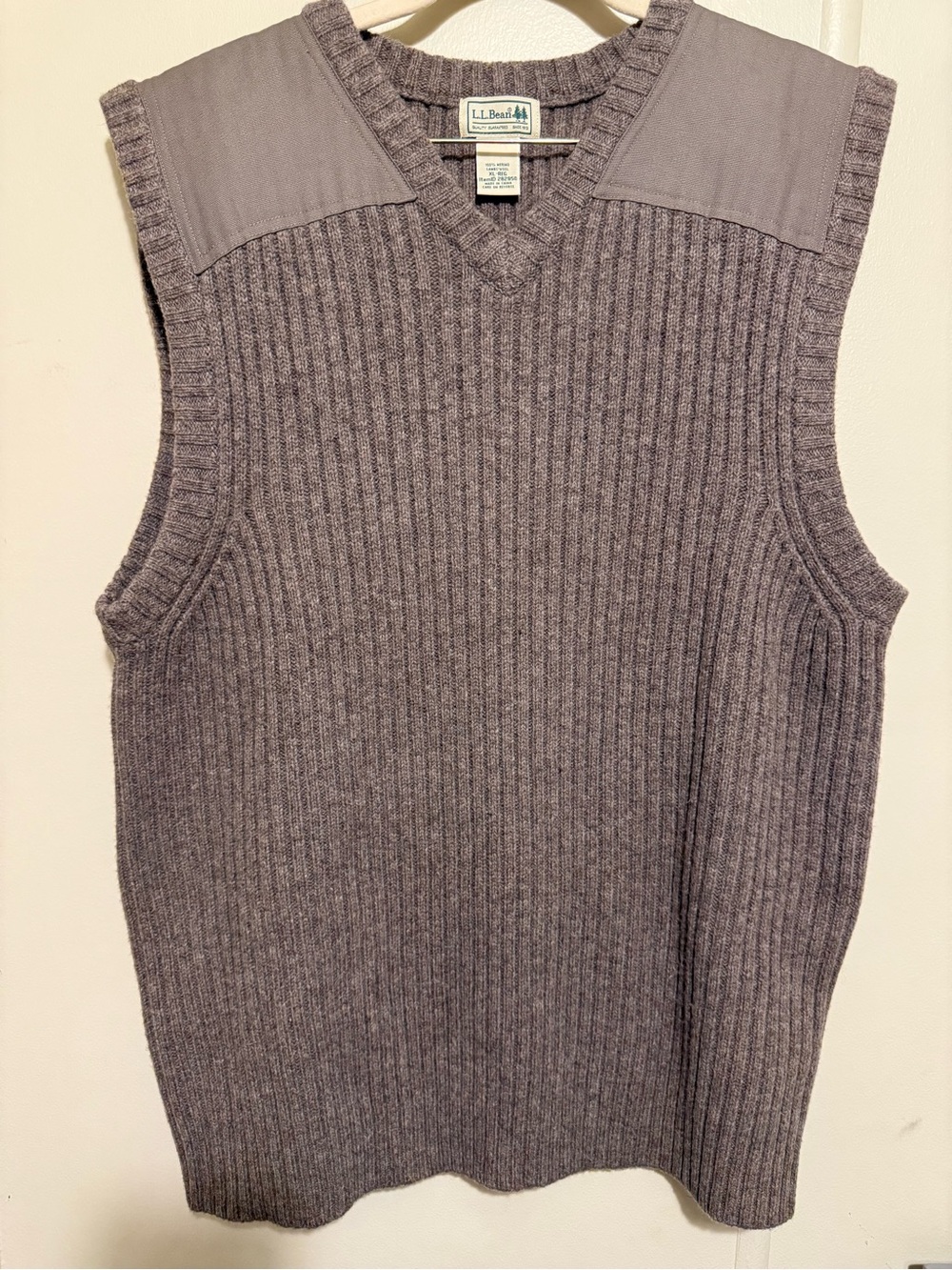 LL Bean Field Sweater Vest Large Mens 100% Merino Lambs Wool XL - Picture 1 of 5